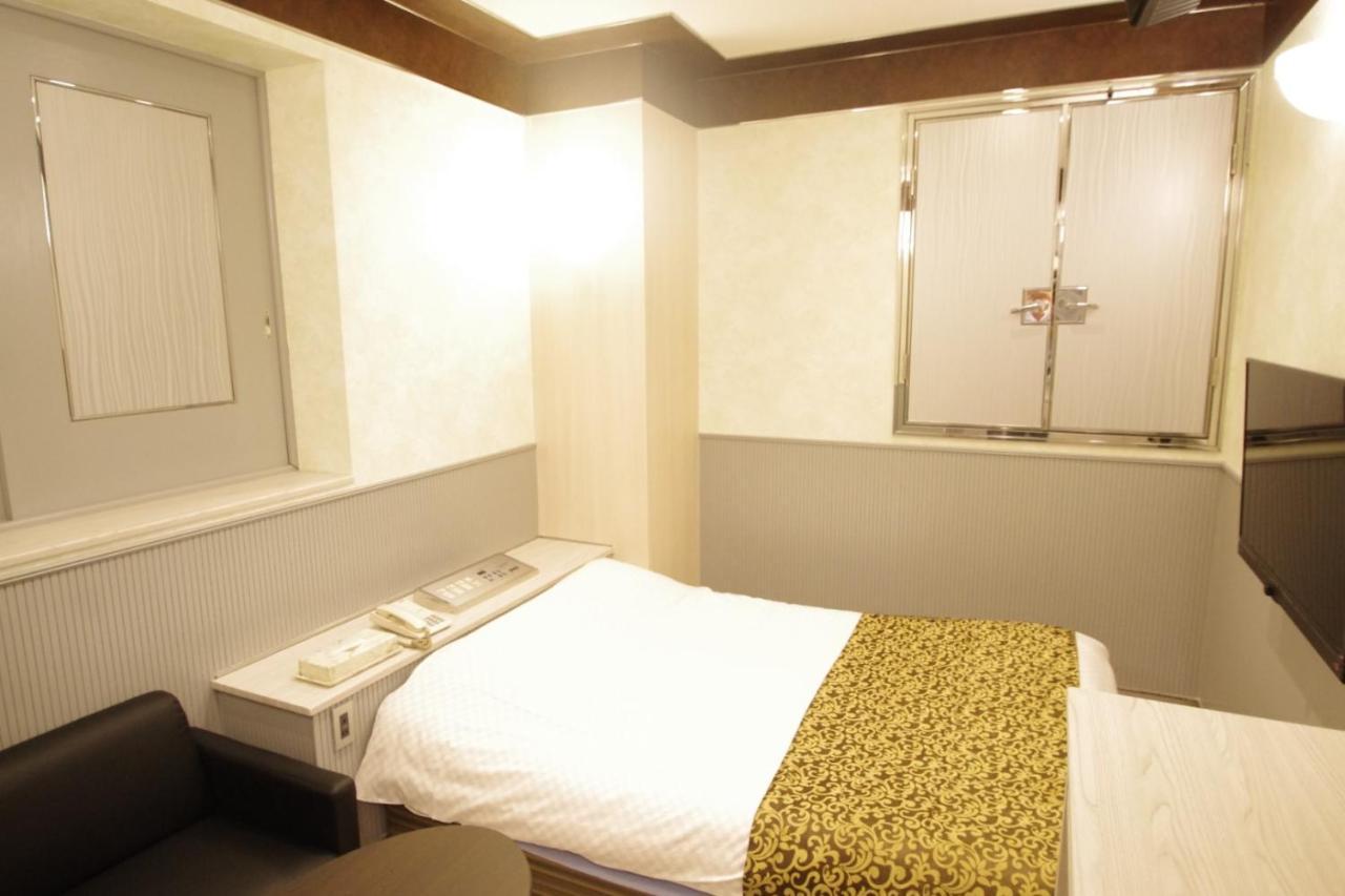 Hotel Crystal 大人専用 Tokio Zewnętrze zdjęcie