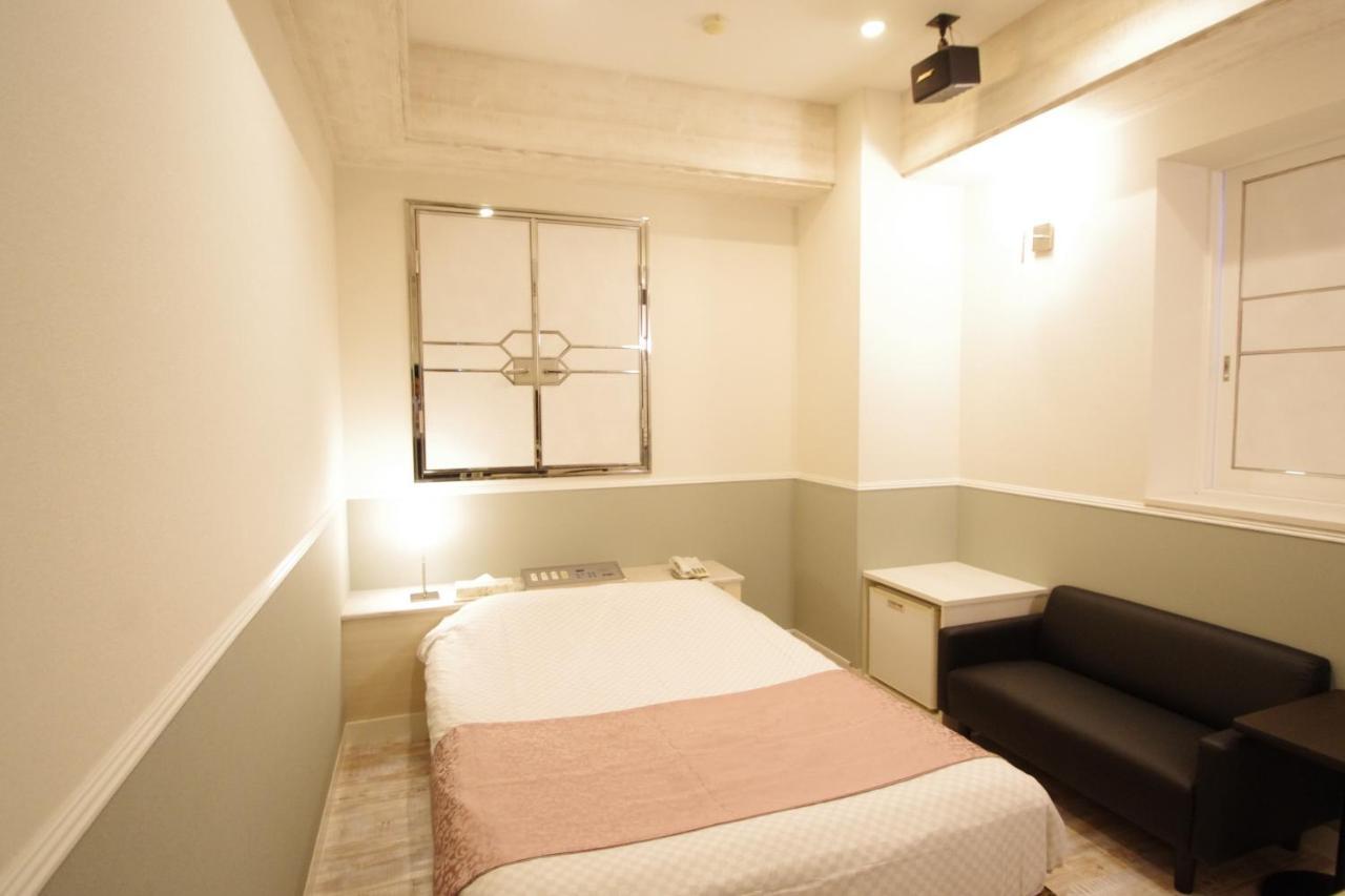 Hotel Crystal 大人専用 Tokio Zewnętrze zdjęcie