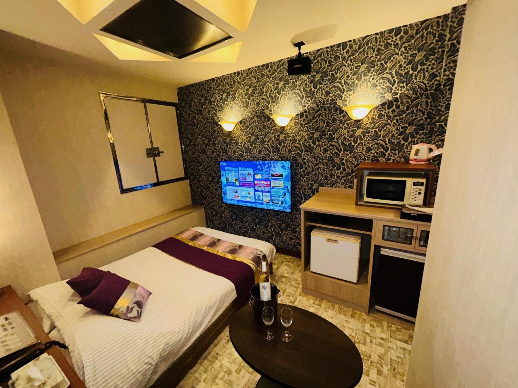 Hotel Crystal 大人専用 Tokio Zewnętrze zdjęcie